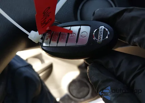 2019 Nissan Rogue Sv z USA, uszkodzony, nr VIN 5N1AT2MV3KC800804